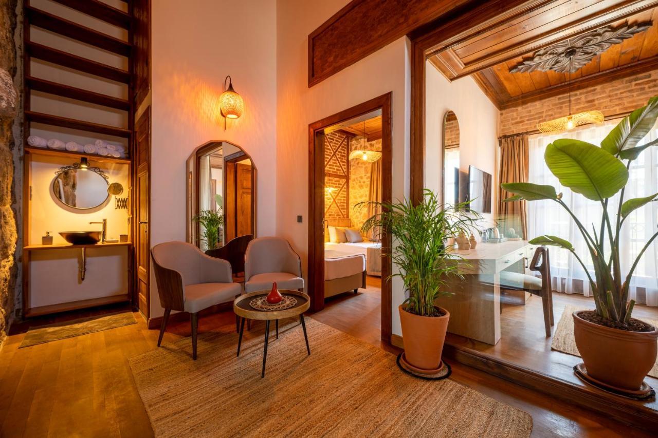 Route Hotel Kaleici - Adult Only Анталия Екстериор снимка