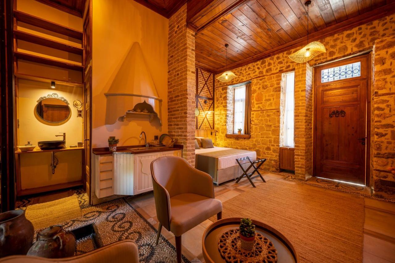 Route Hotel Kaleici - Adult Only Анталия Екстериор снимка
